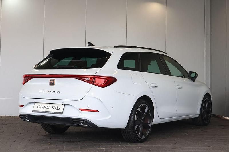 Gebraucht Cupra Leon 150 PS (110 kW) 2024 Weiß Limousine