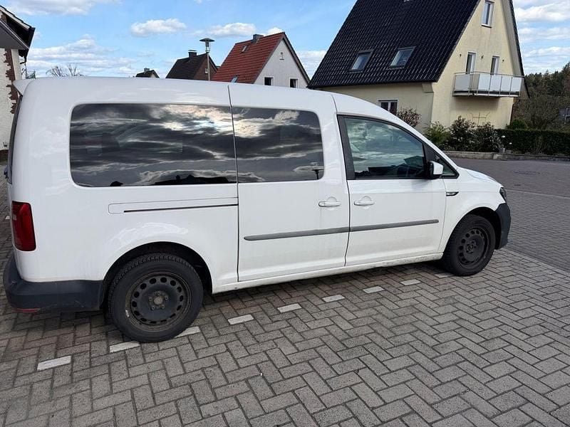 Gebraucht VW Caddy Maxi Comfortline 150 PS (110 kW) 2017 Weiß Van / Kleinbus