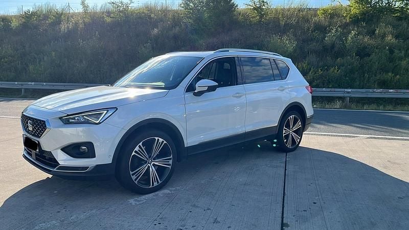 Weiß Gebraucht 2019 Seat Tarraco XCELLENCE SUV | 21.800 € (Fairer Preis) - Bild 1/4