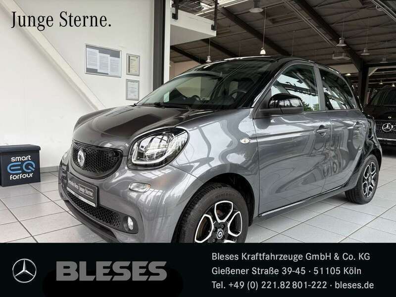Grau Gebraucht 2019 Smart ForFour Prime Limousine | 16.880 € (Etwas zu teuer) - Bild 1/4
