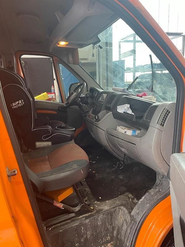 Gebraucht Fiat Ducato 120 PS (88 kW) 2006 Orange Van