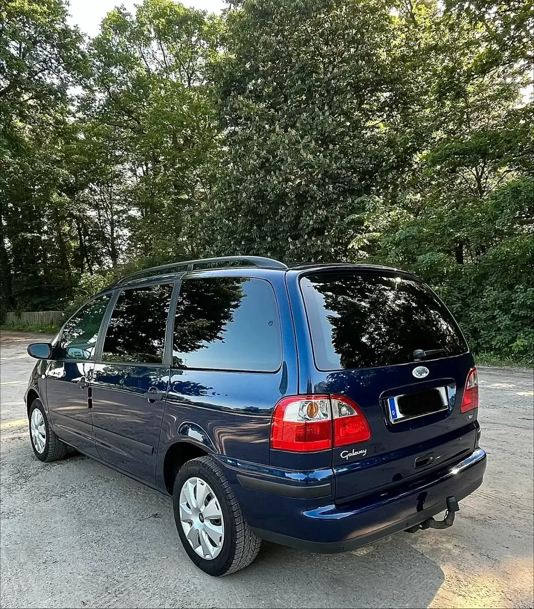 Gebraucht Ford Galaxy 116 PS (85 kW) 2004 Blau Van / Kleinbus
