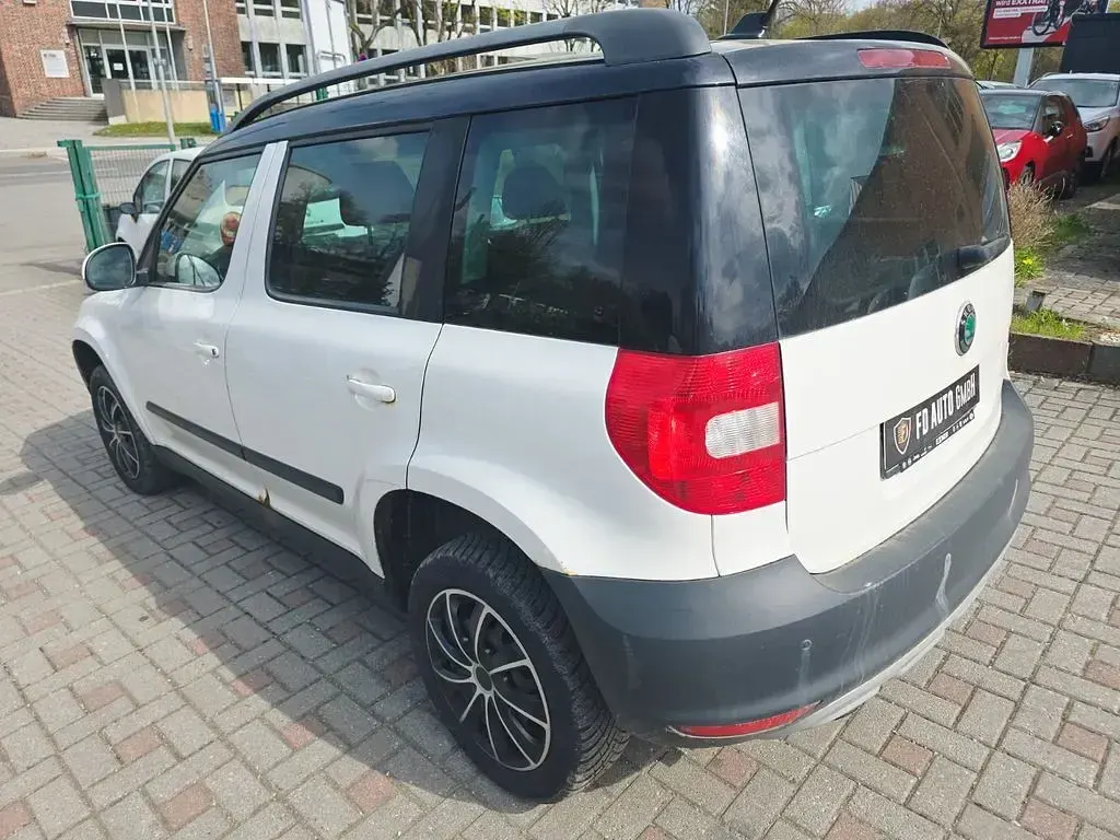 Gebraucht Skoda Yeti Plus Edition 110 PS (80 kW) 2012 Weiß SUV