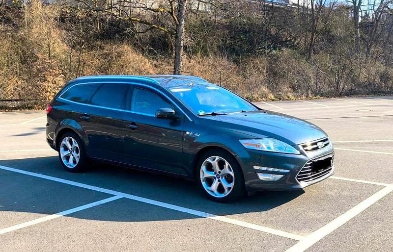 Gebraucht Ford Mondeo Titanium S 200 PS (147 kW) 2014 Schwarz Kombi