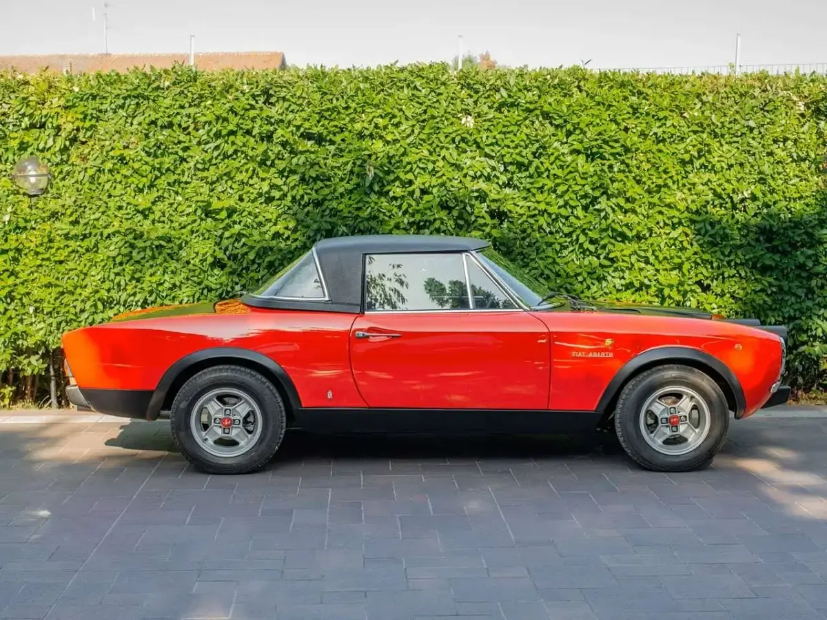 Gebraucht Fiat 124 Spider 145 PS (106 kW) 1973 Rot Cabrio