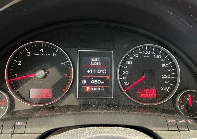 Gebraucht Audi A4 Business 163 PS (119 kW) 2007 Grau Kombi