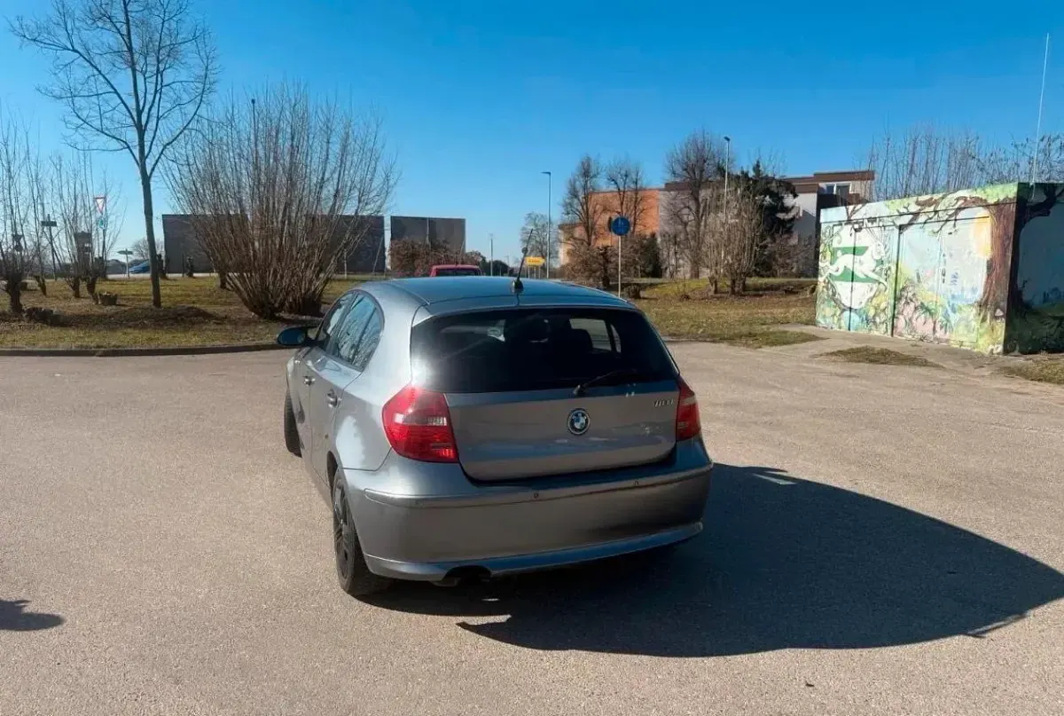 Gebraucht BMW 118 2008 Silber Kleinwagen