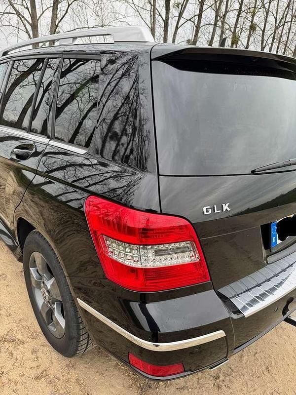 Używany Mercedes GLK320 224 KM (164 kW) 2008 Czarny SUV