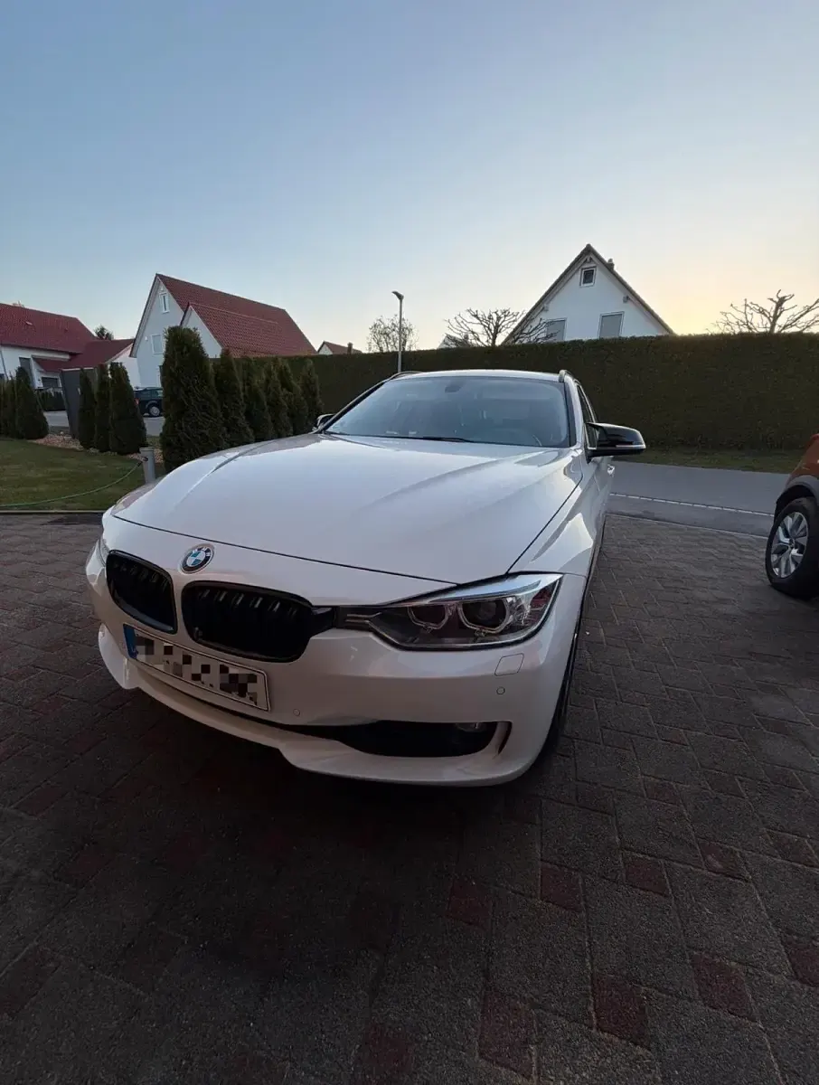 Gebraucht BMW 318 143 PS (105 kW) 2015 Weiß Kombi