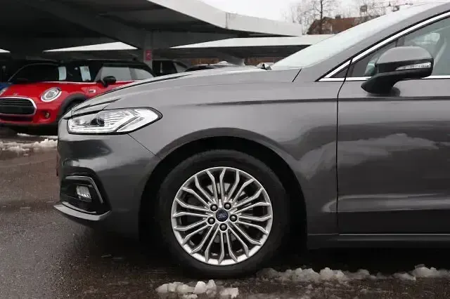 Gebraucht Ford Mondeo Titanium 150 PS (110 kW) 2022 Grau Kombi