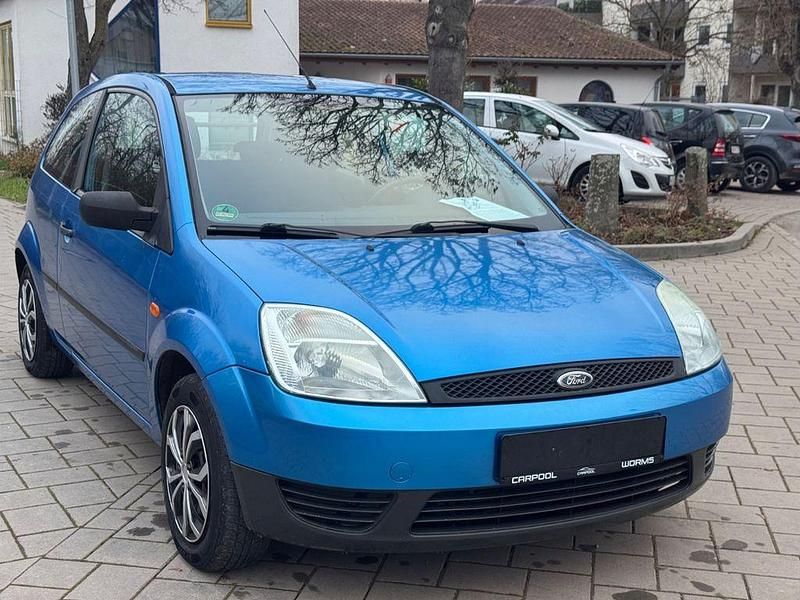 Gebraucht Ford Fiesta Ambiente 60 PS (44 kW) 2004 Blau Limousine