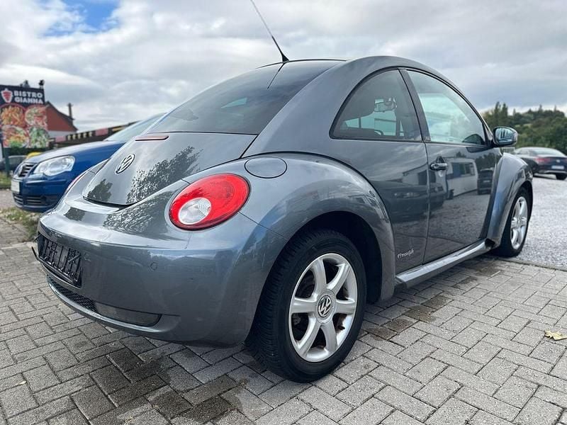 Gebraucht VW New Beetle 105 PS (77 kW) 2009 Grau Kleinwagen