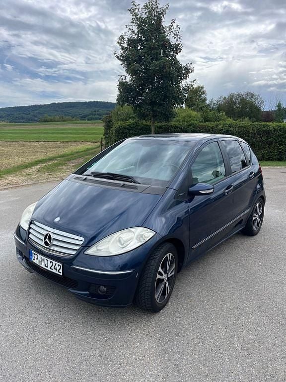 Blau Gebraucht 2006 Mercedes A200 Avantgarde Limousine | 2.500 € (Guter Preis) - Bild 1/4
