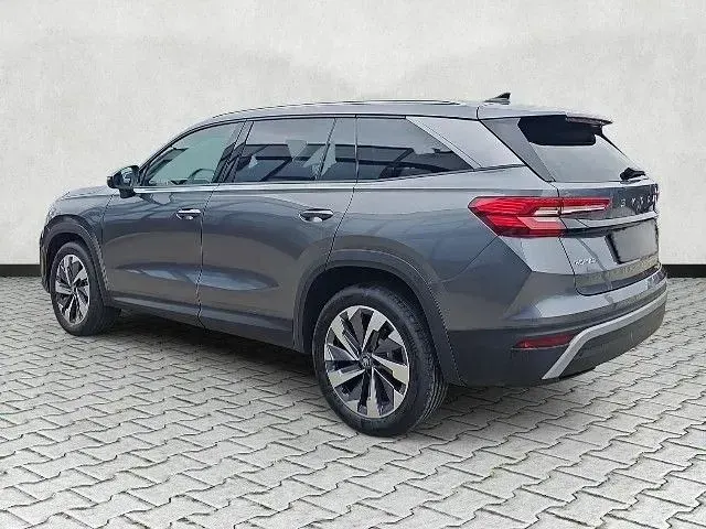 Neu Skoda Kodiaq Selection 150 PS (110 kW) 2026 Grau SUV