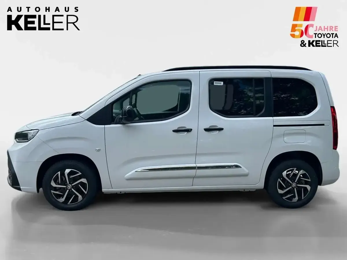 Neu Toyota Proace Verso 110 PS (80 kW) 2026 Weiß Van / Kleinbus