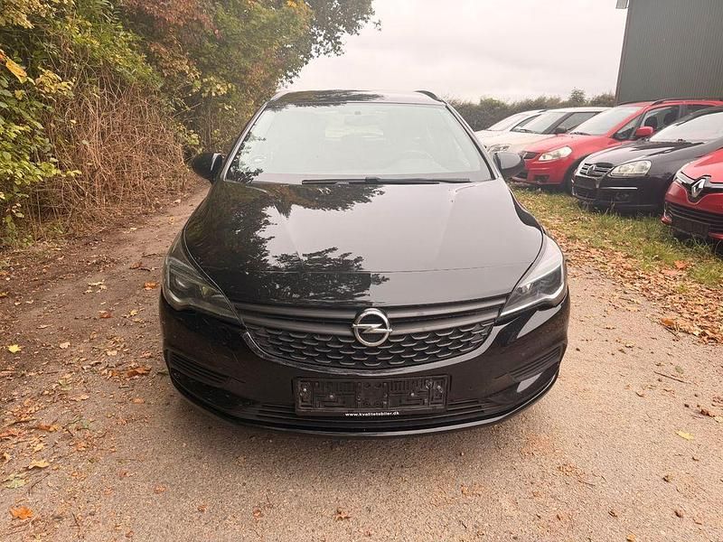 Usata Opel Astra Selection 95 CV (69 kW) 2017 Nero Station wagon