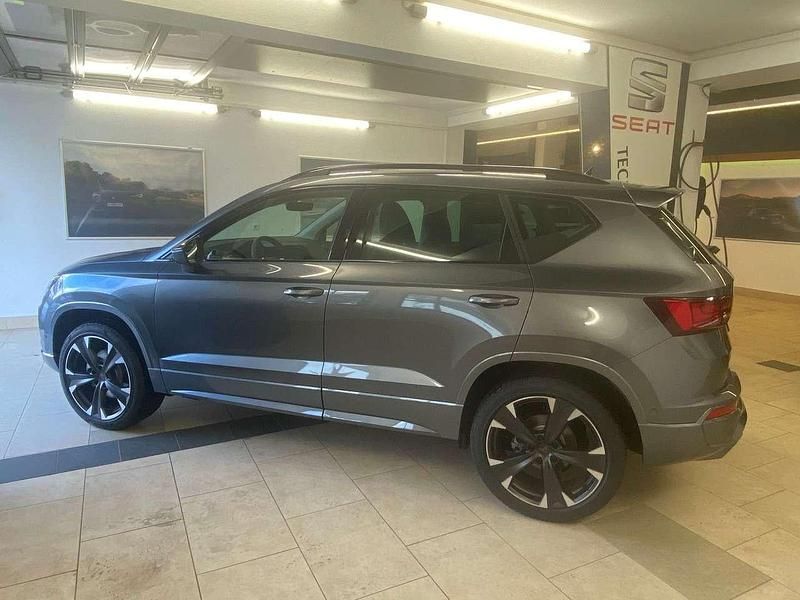 Neu Cupra Ateca 190 PS (139 kW) 2025 Grau SUV