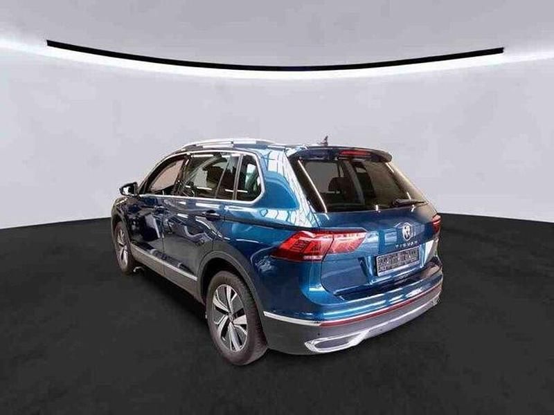 Gebraucht VW Tiguan Elegance 150 PS (110 kW) 2021 Blau SUV