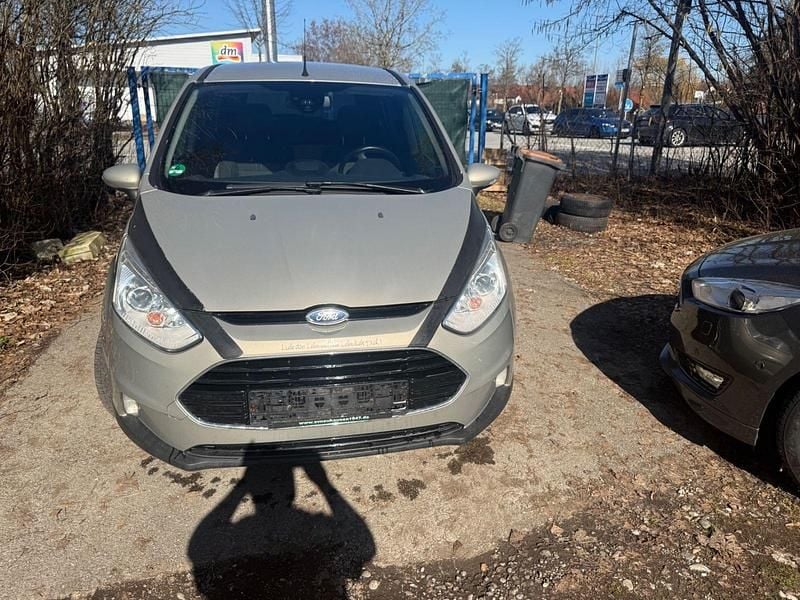 Gebraucht Ford B-MAX Titanium 95 PS (69 kW) 2014 Braun Van / Kleinbus