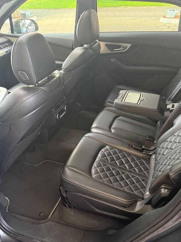 Gebraucht Audi SQ7 Business 500 PS (367 kW) 2017 Grau SUV