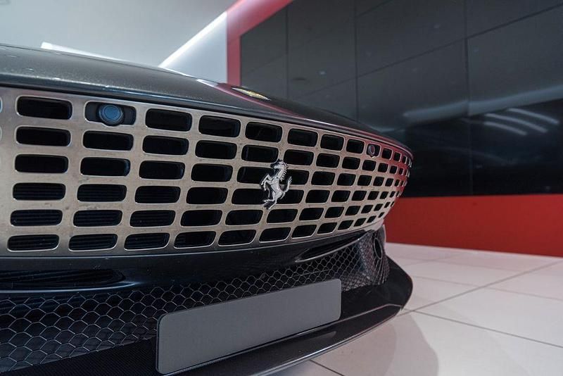 Gebraucht Ferrari Roma 620 PS (456 kW) 2020 Grau Coupé