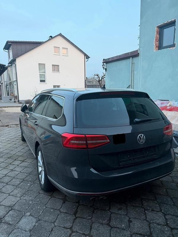 Gebraucht VW Passat 140 PS (102 kW) 2015 Grau Kombi
