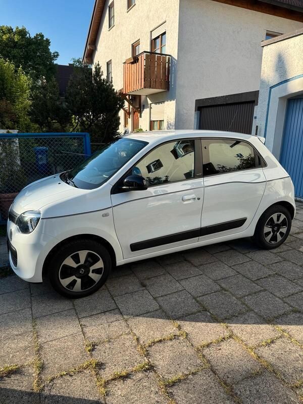 Weiß Gebraucht 2017 Renault Twingo LIMITED Kleinwagen | 7.500 € (Fairer Preis) - Bild 1/4
