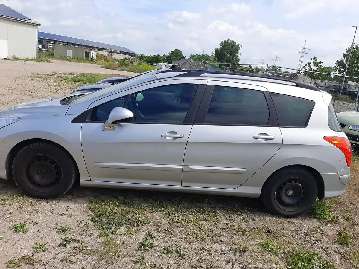 Gebraucht Peugeot 308 2012 Silber Kombi