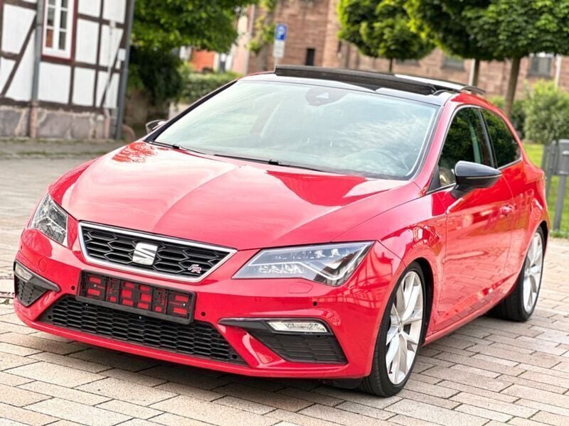 Rot Gebraucht 2017 Seat Leon SC FR-Line Kleinwagen | 9.900 € - Bild 1/4