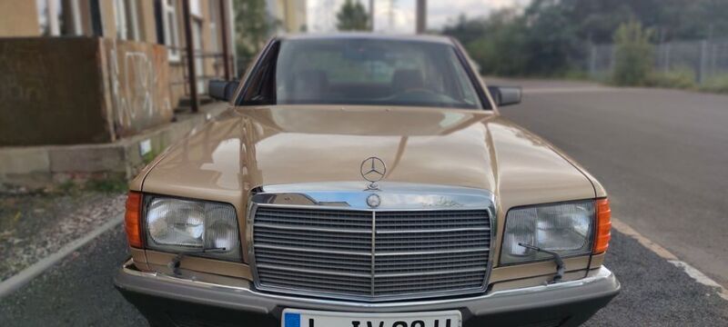 Gold Gebraucht 1981 Mercedes 380 SE Limousine | 10.500 € - Bild 1/4