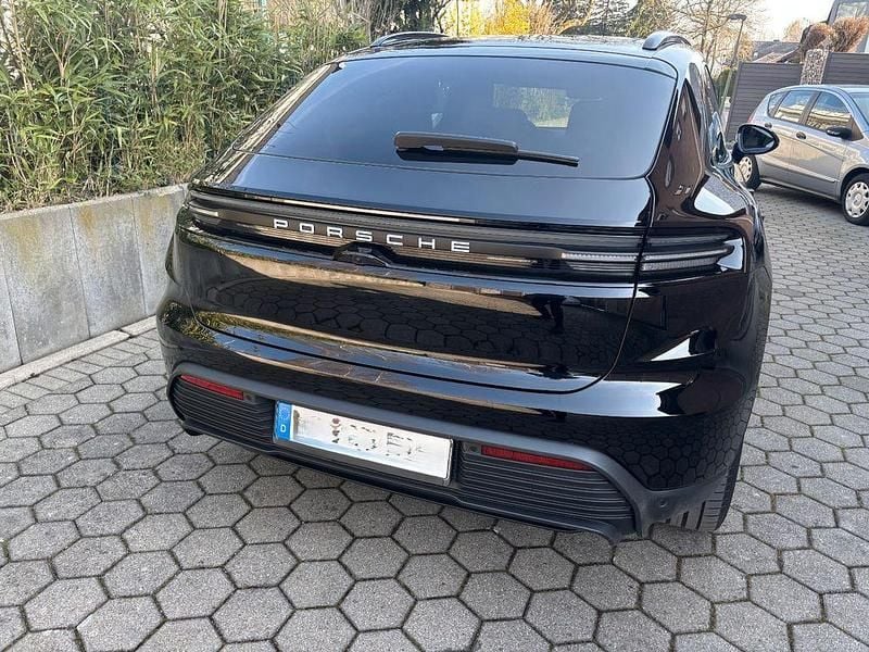 Neu Porsche Macan 300 kW (408 PS) 2026 Schwarz SUV