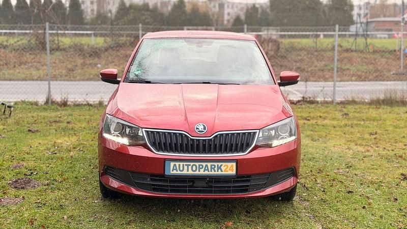 Gebraucht Skoda Fabia Ambition 90 PS (66 kW) 2015 Rot Limousine