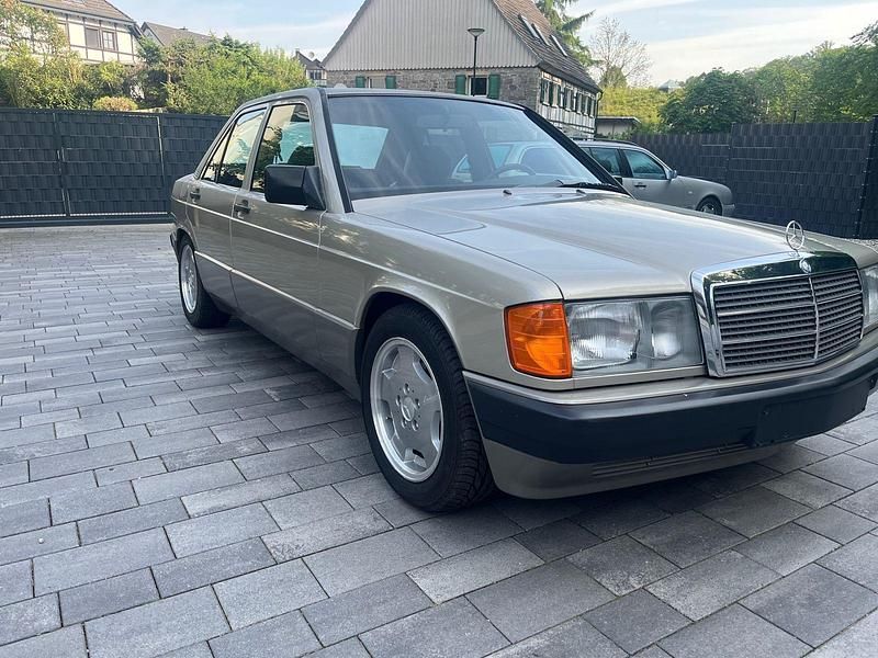 Gebraucht 1988 Mercedes 190 Limousine | 26.450 € - Bild 1/4