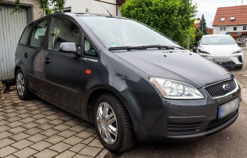Grau Gebraucht 2004 Ford C-MAX Ambiente Van / Kleinbus | 1.200 € (Superpreis) - Bild 1/4
