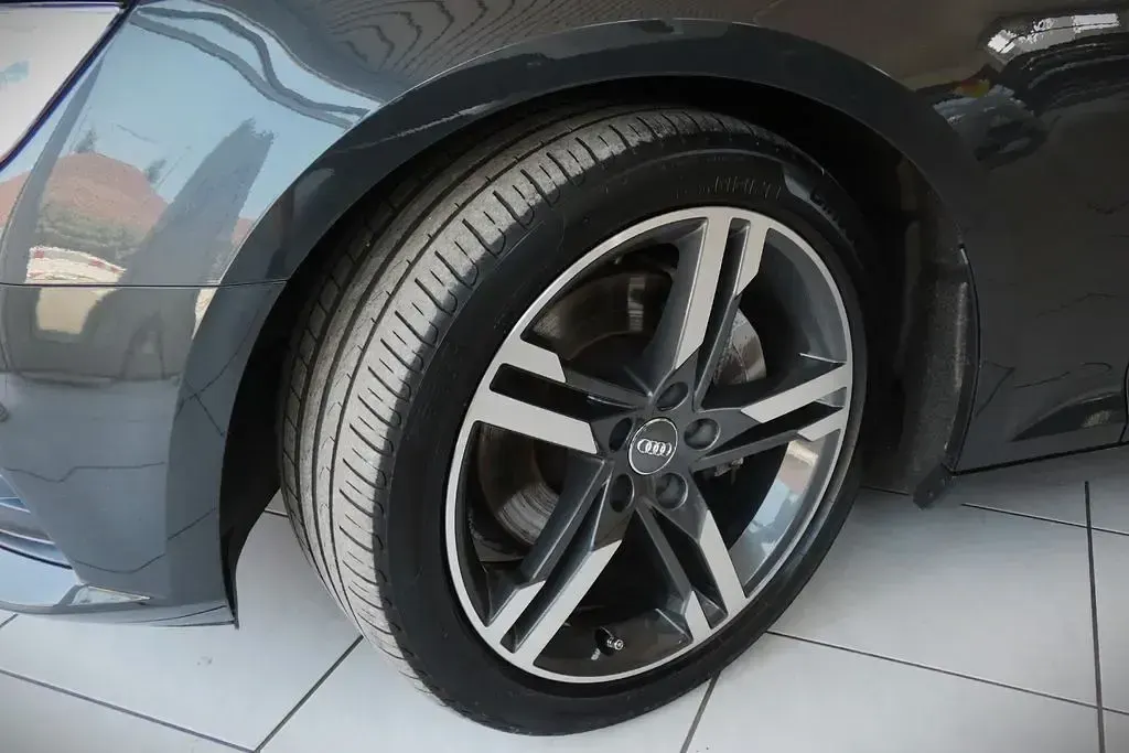 Gebraucht Audi A4 S-Line 190 PS (139 kW) 2016 Grau Limousine
