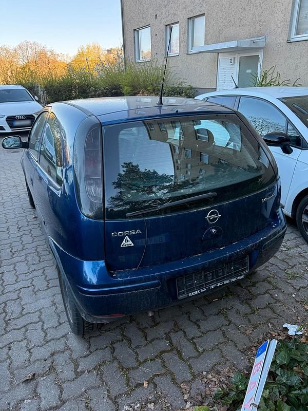 Second-hand Opel Corsa 89 CP (65 kW) 2006 Albastru Hatchback