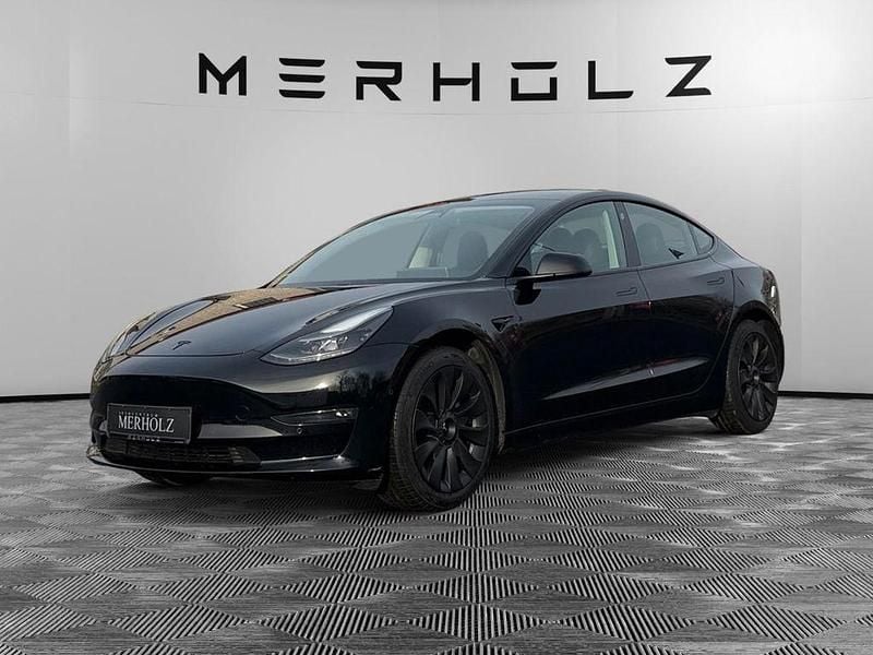 Schwarz Gebraucht 2021 Tesla Model 3 Limousine | 22.490 € (Etwas zu teuer) - Bild 1/4
