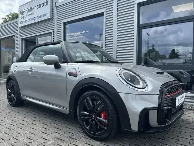 Używany Mini John Cooper Works 170 KM (125 kW) 2023 Andere Hatchback