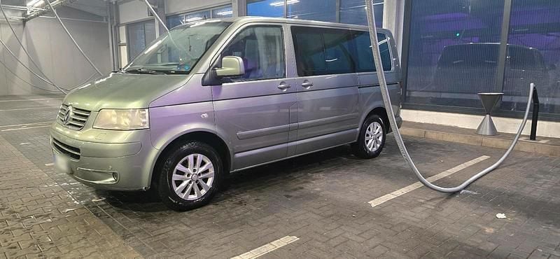 Usata VW T5 174 CV (127 kW) 2003 Verde Furgone