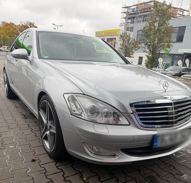 Silber Gebraucht 2006 Mercedes S350 Limousine | 6.700 € - Bild 1/4