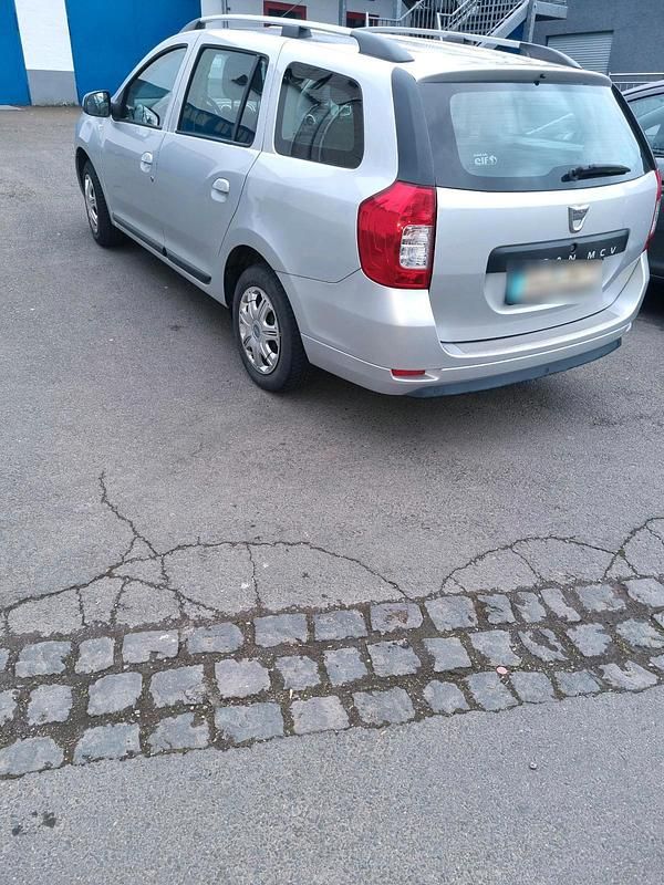 Gebraucht Dacia Logan MCV 90 PS (66 kW) 2015 Silber Kombi