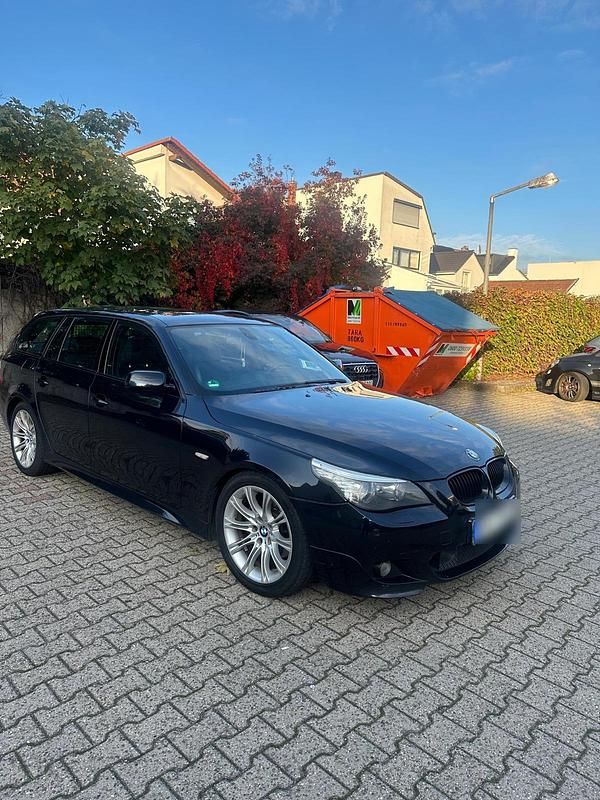 Gebraucht BMW 530 Shadowline 235 PS (172 kW) 2007 Blau Kombi