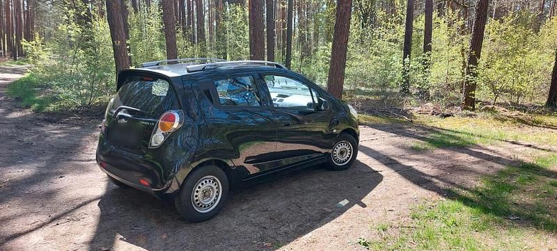 Second-hand Chevrolet Spark 81 CP (59 kW) 2012 Negru Hatchback