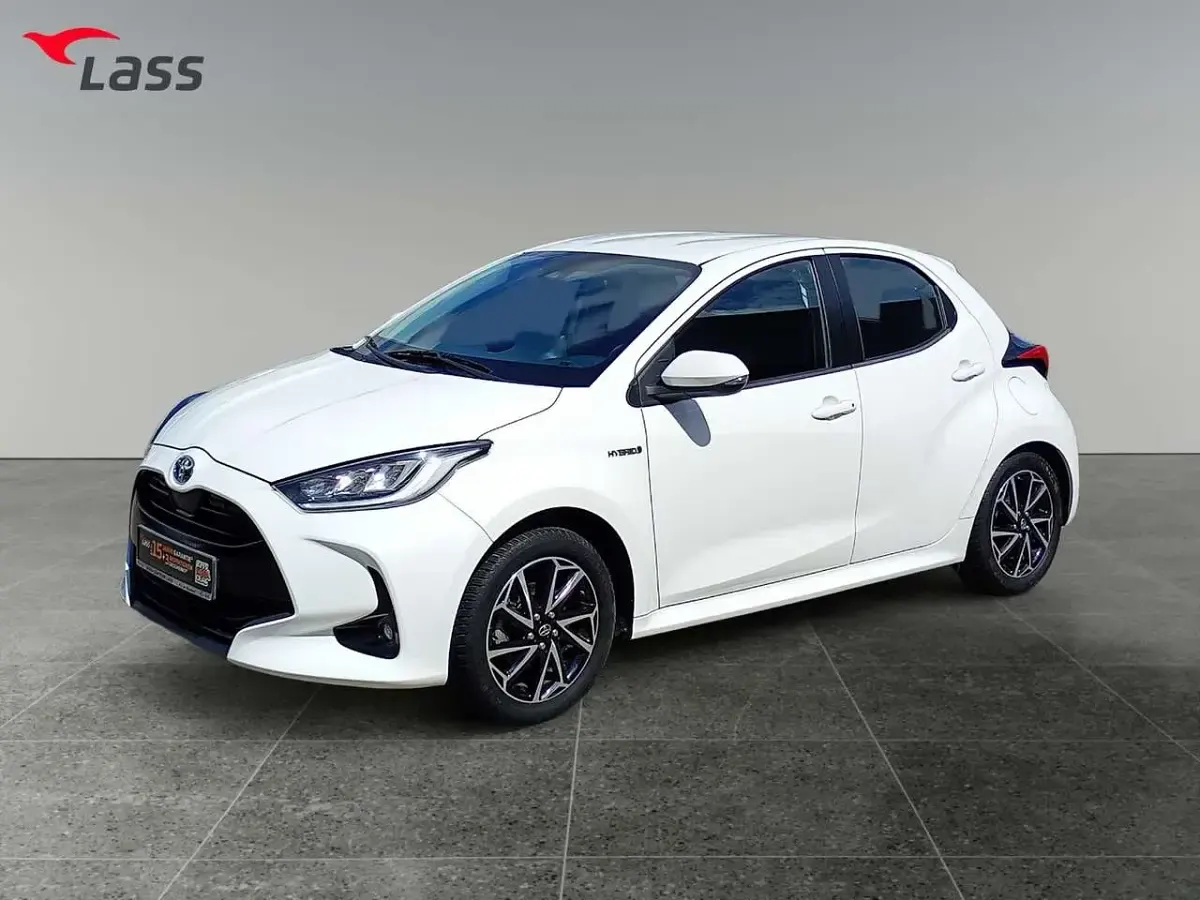 Gebraucht Toyota Yaris Hybrid Club 116 PS (85 kW) 2020 Kleinwagen