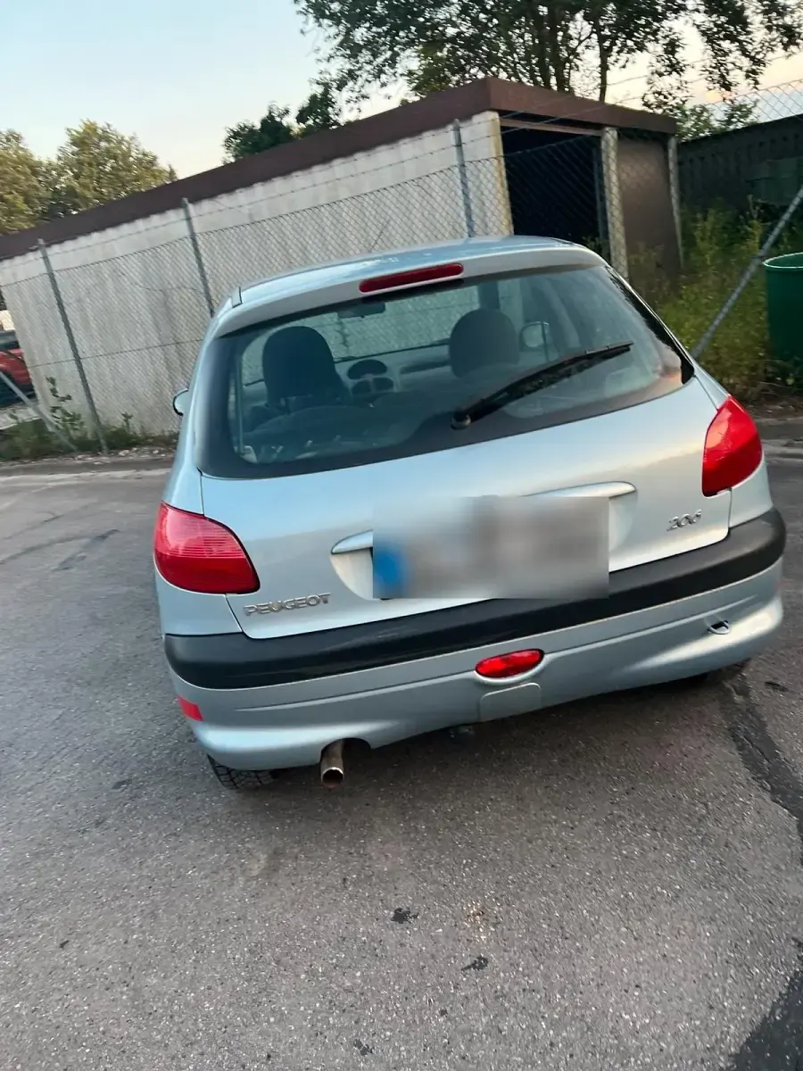 Gebraucht Peugeot 206 82 PS (60 kW) 2002 Kleinwagen