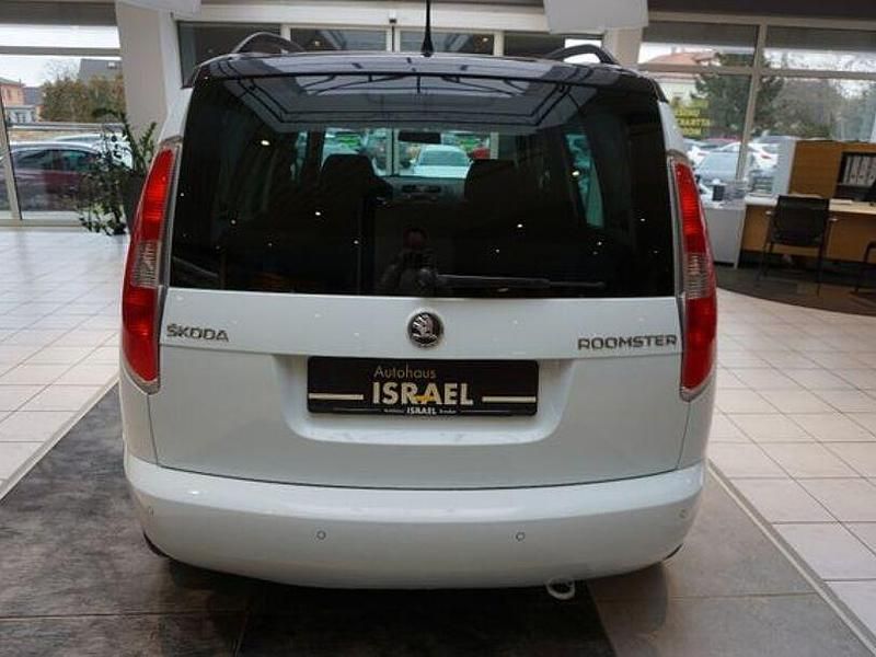 Gebraucht Skoda Roomster Fresh 86 PS (63 kW) 2014 Weiß Van / Kleinbus