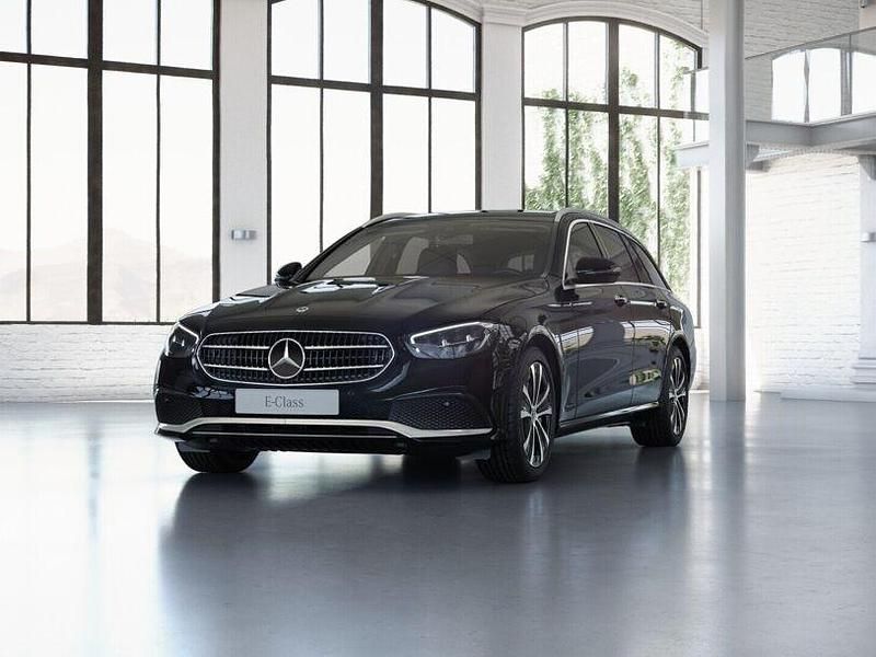 Gebraucht Mercedes E300 Avantgarde 2022 Schwarz