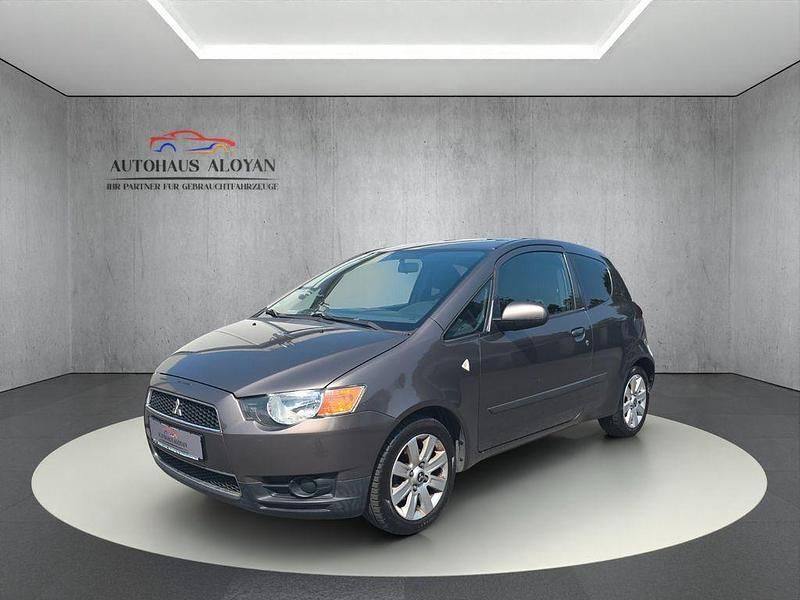 Braun Gebraucht 2011 Mitsubishi Colt Kleinwagen | 4.990 € (Etwas zu teuer) - Bild 1/4