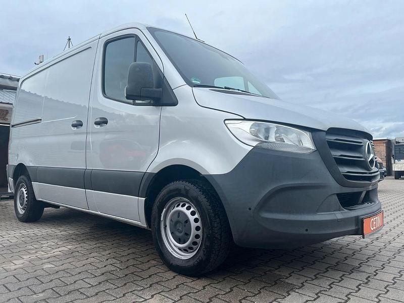 Iridiumsilber Gebraucht 2020 Mercedes Sprinter Van | 20.490 € (Superpreis) - Bild 1/4