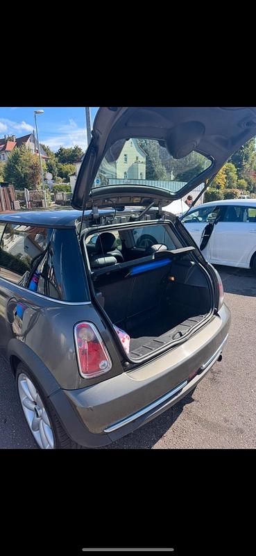 Grau Gebraucht 2006 Mini Cooper Kleinwagen | 999 € (Teuer) - Bild 1/4